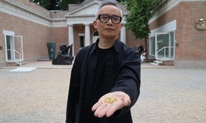 在2026威尼斯双年展大放异彩的中国艺术家：杨烨炘